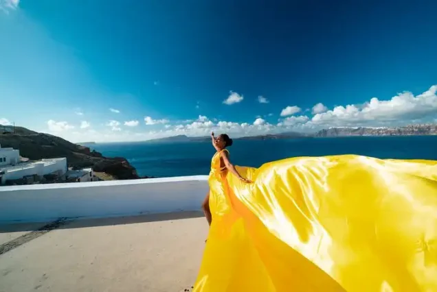 Flying dress photoshoot with world-wide famous / awarded photographer